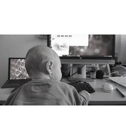 Homeoffice egy nagyon kicsi gyermek mellett