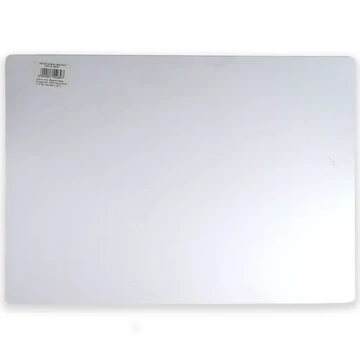 feher-muanyag-gyurmatabla-B4 feher-muanyag-gyurmatabla-B4