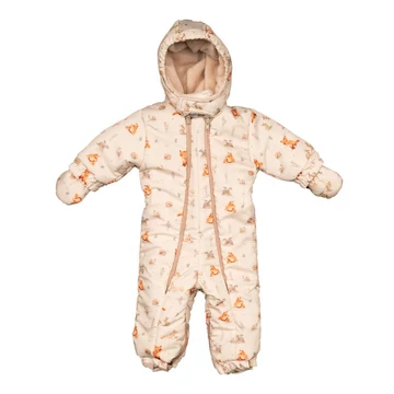 Mintás vízlepergetős, kapucnis bélelt overál kesztyűvel Mintás vízlepergetős, kapucnis bélelt overál kesztyűvel