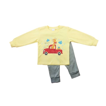 Hosszú ujjú fiú pizsama - Autós mintával
