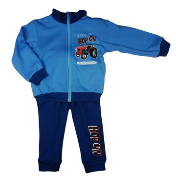 Belül bolyhos fiú szabadidő szett traktoros mintával Belül bolyhos fiú szabadidő szett traktoros mintával