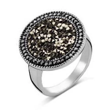 Victoria Ezüst színű fekete köves gyűrű Victoria Ezüst színű fekete köves gyűrű